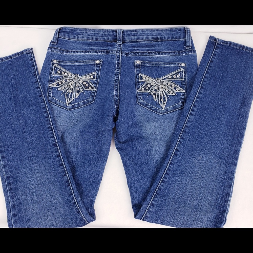Blue Faith Women's Jrs. Jeans sz 9/10 Denim Rhinestones & Embroidery Embellished